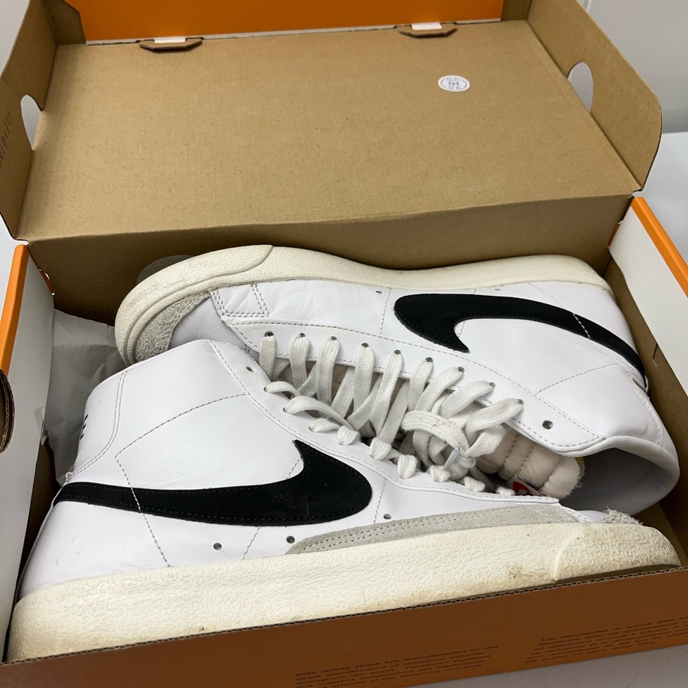Nike blazer 77